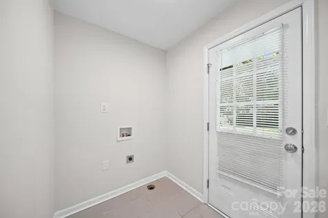 4316 Mckinley Drive Charlotte NC 28208