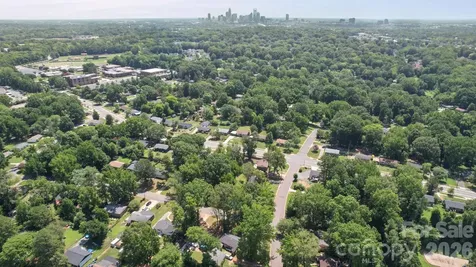 4316 Mckinley Drive Charlotte NC 28208