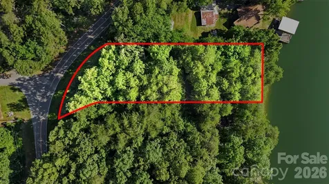 000 Pinehaven Drive New London NC 28127