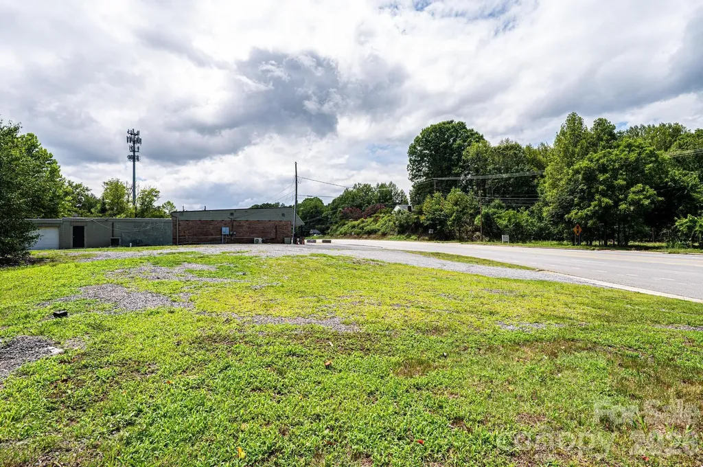 2301 Morganton Boulevard SW Lenoir NC 28645