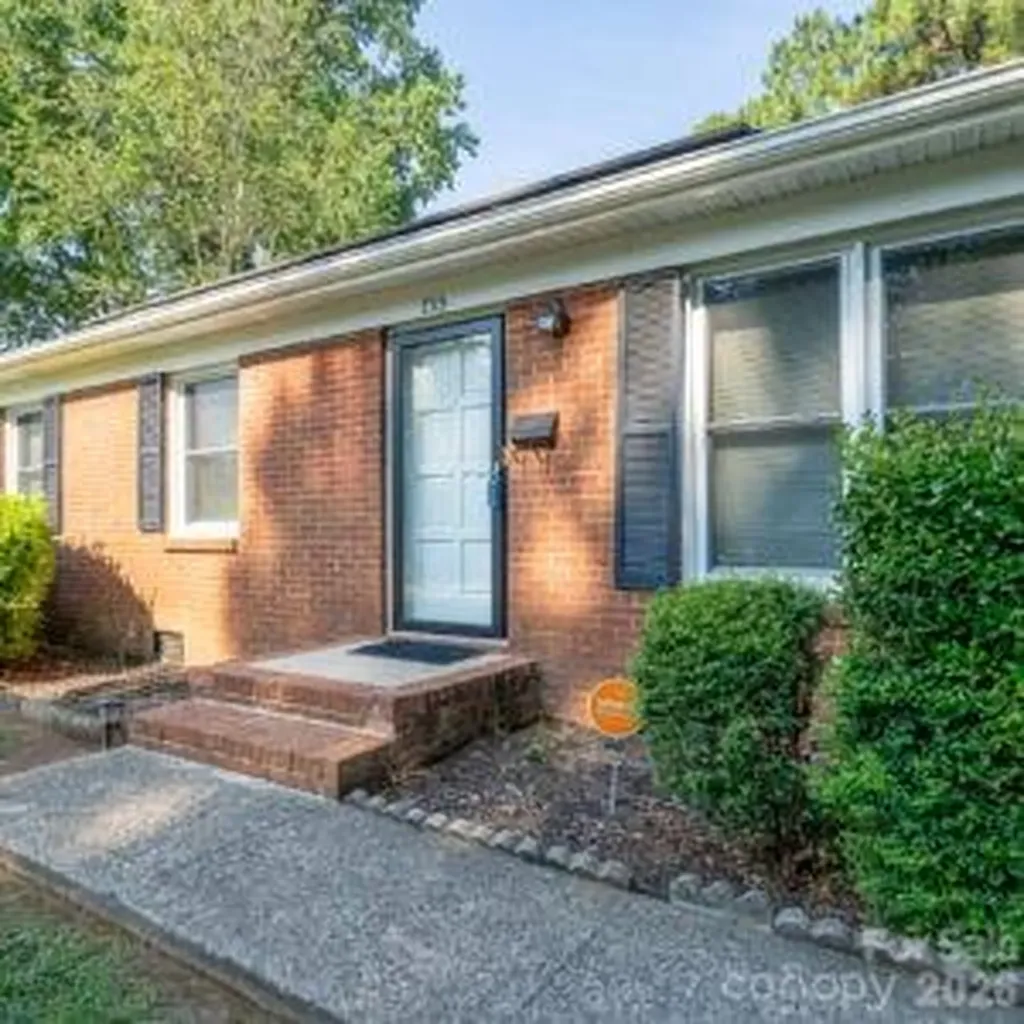 755 Edgerton Drive Charlotte NC 28213