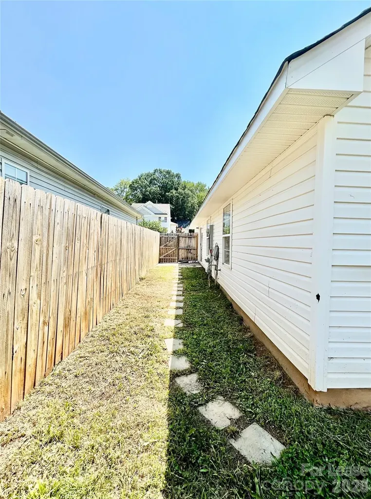 332 Cassidy Lane Mooresville NC 28115