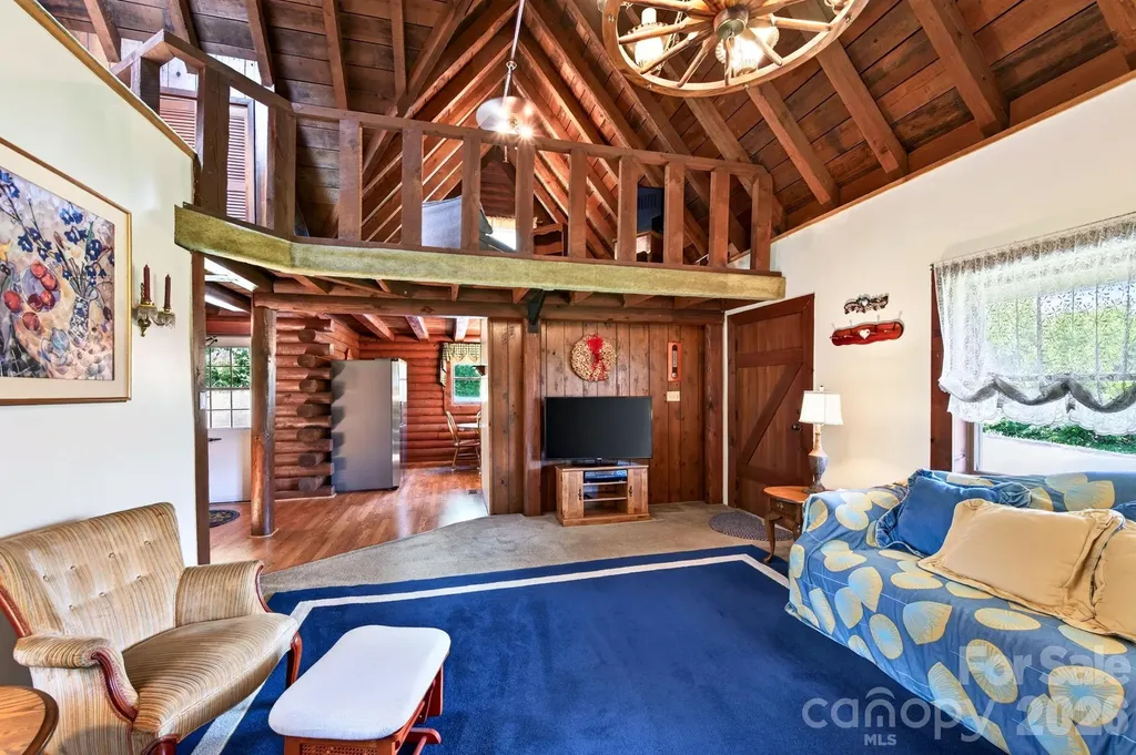 82 Sharon Road Fairview NC 28730