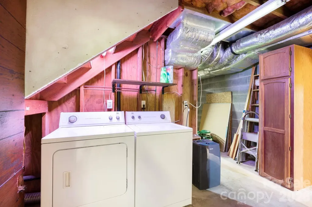 82 Sharon Road Fairview NC 28730