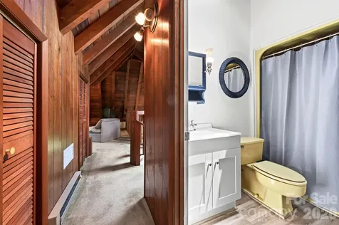 82 Sharon Road Fairview NC 28730