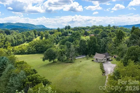 82 Sharon Road Fairview NC 28730