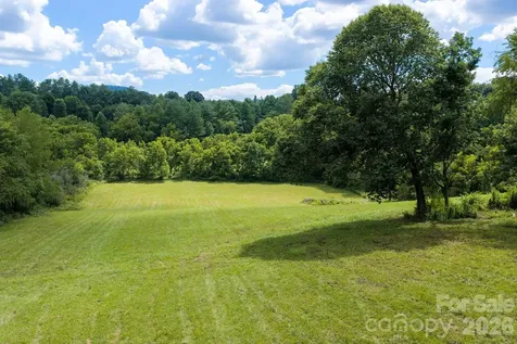 82 Sharon Road Fairview NC 28730
