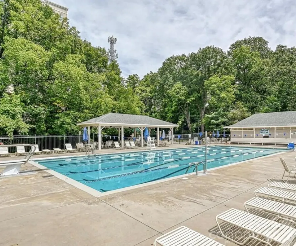 4809 Walden Court Charlotte NC 28210