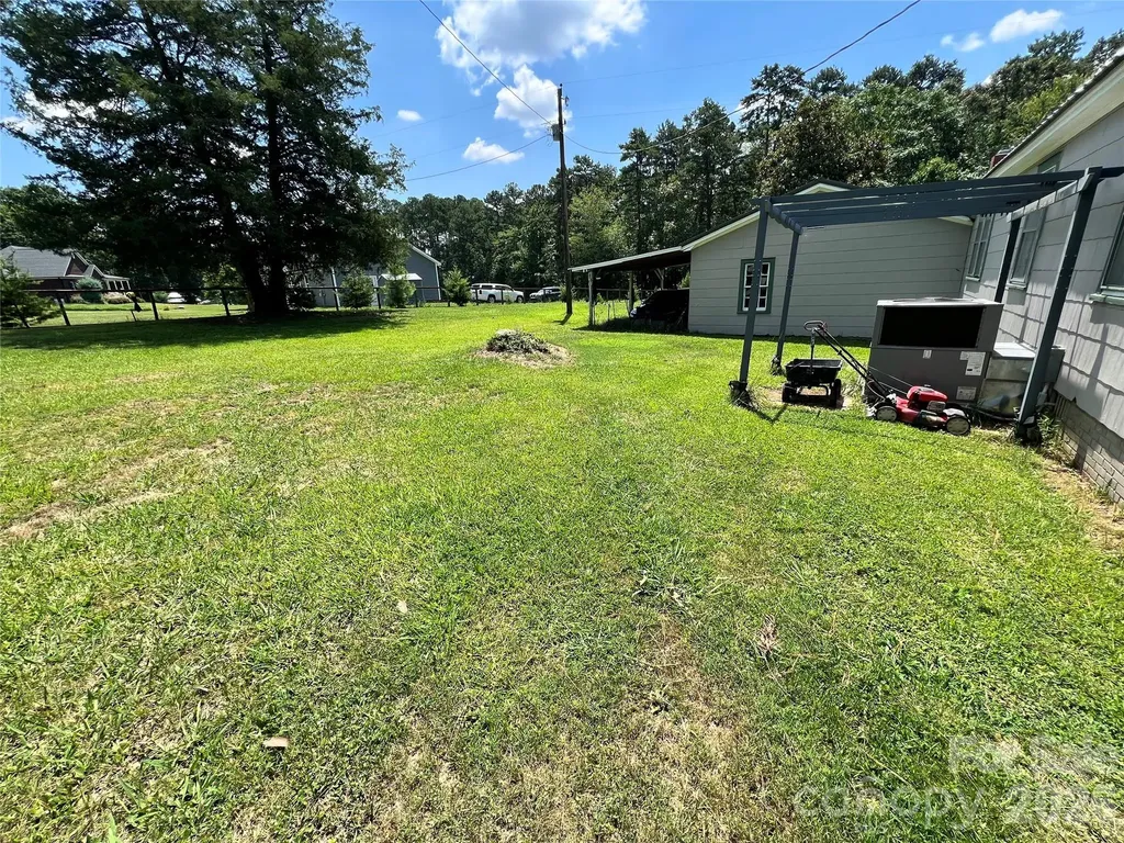 24520 Ridgecrest Road Locust NC 28097
