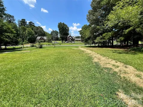 24520 Ridgecrest Road Locust NC 28097