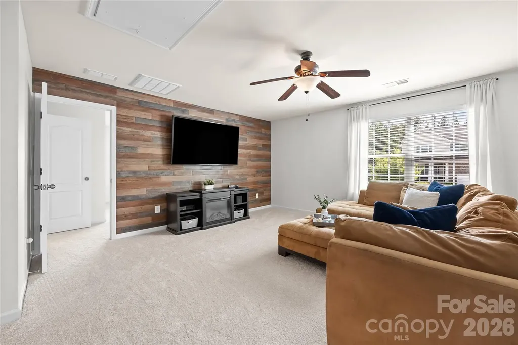 13403 Highflyer Woods Lane Charlotte NC 28278