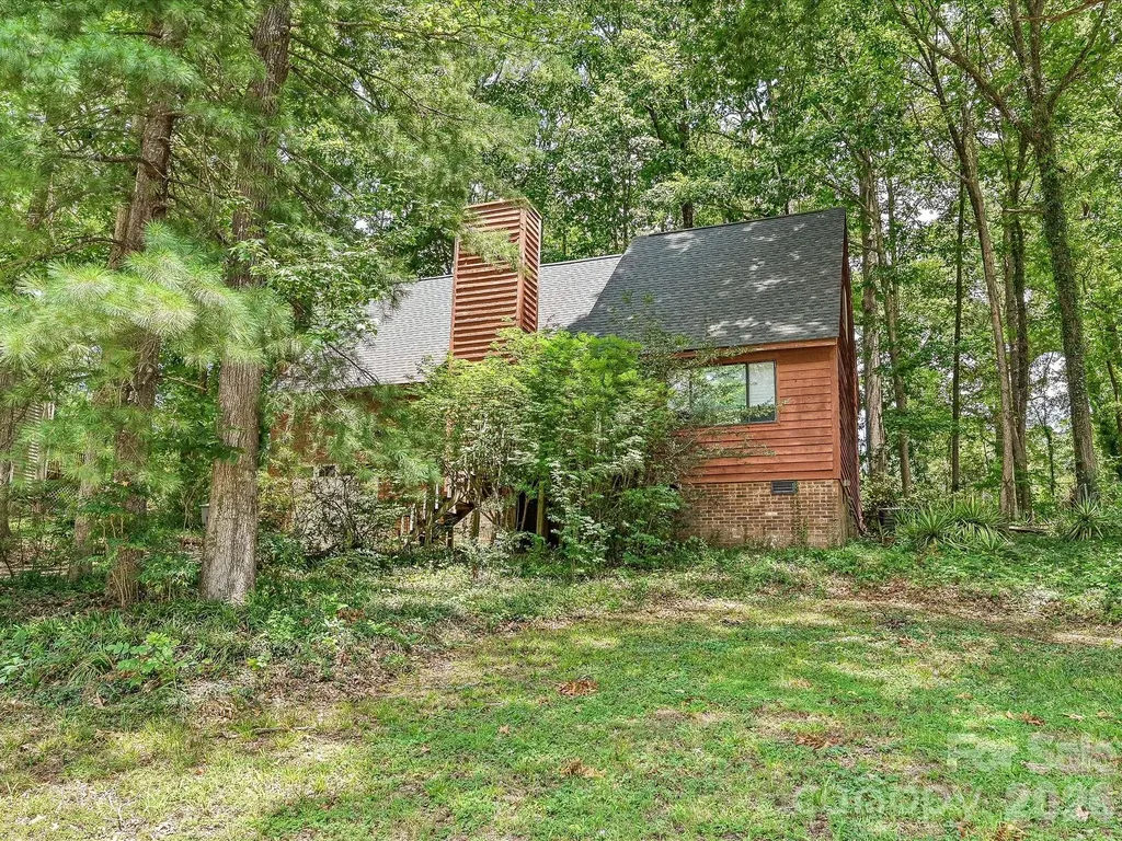 8401 Barncliff Road Charlotte NC 28227