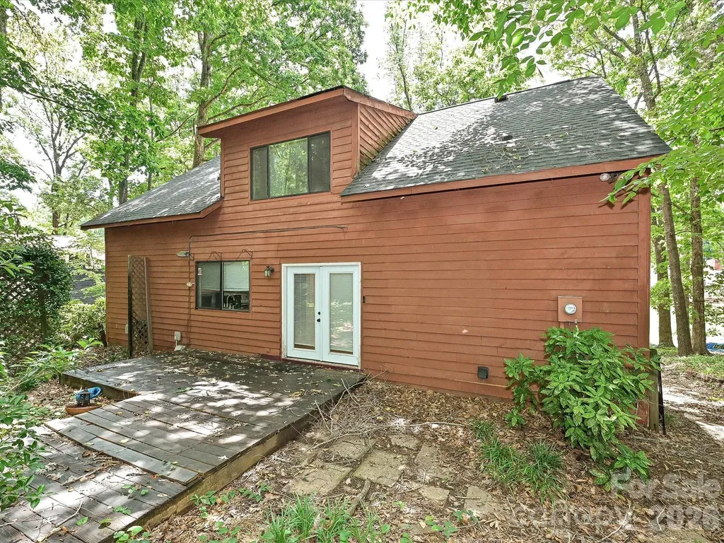 8401 Barncliff Road Charlotte NC 28227