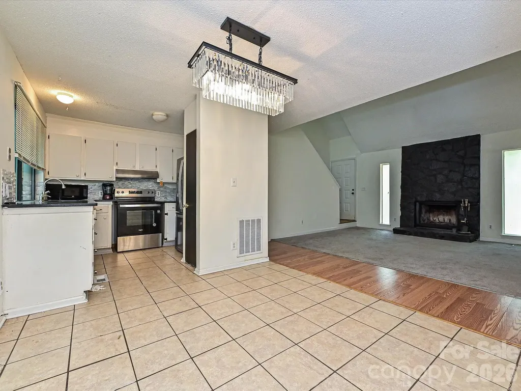 8401 Barncliff Road Charlotte NC 28227