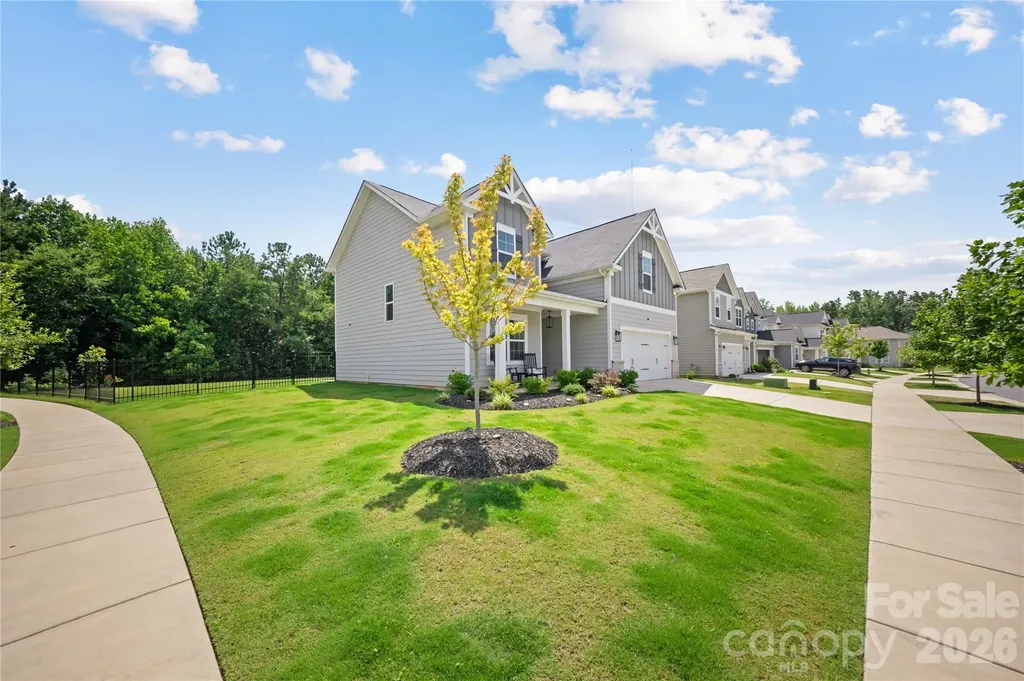 5005 Painswick Place Charlotte NC 28215