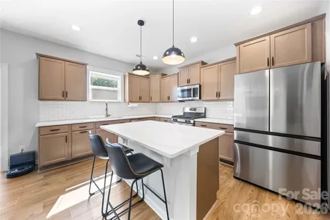 5005 Painswick Place Charlotte NC 28215