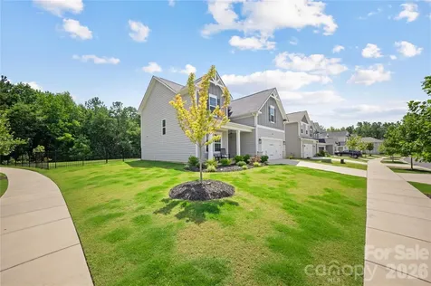 5005 Painswick Place Charlotte NC 28215
