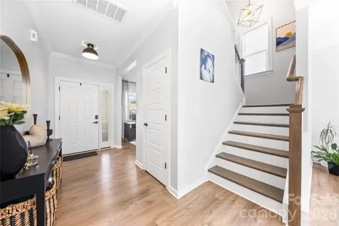 5005 Painswick Place Charlotte NC 28215