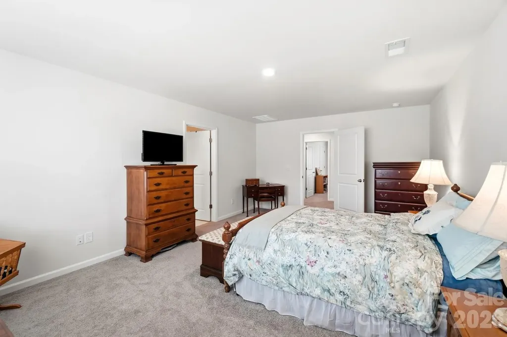 1937 Vanderlyn Street Monroe NC 28112