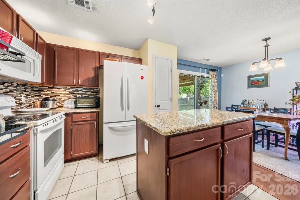 1623 Elk Creek Court Charlotte NC 28214