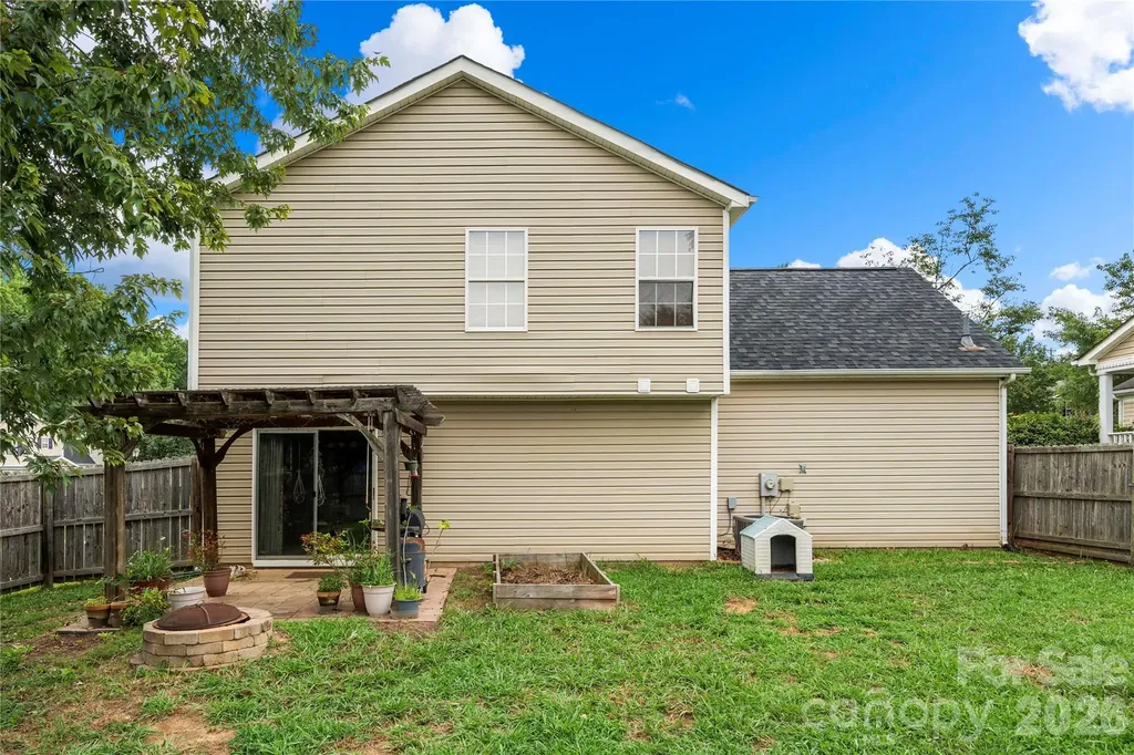 1623 Elk Creek Court Charlotte NC 28214