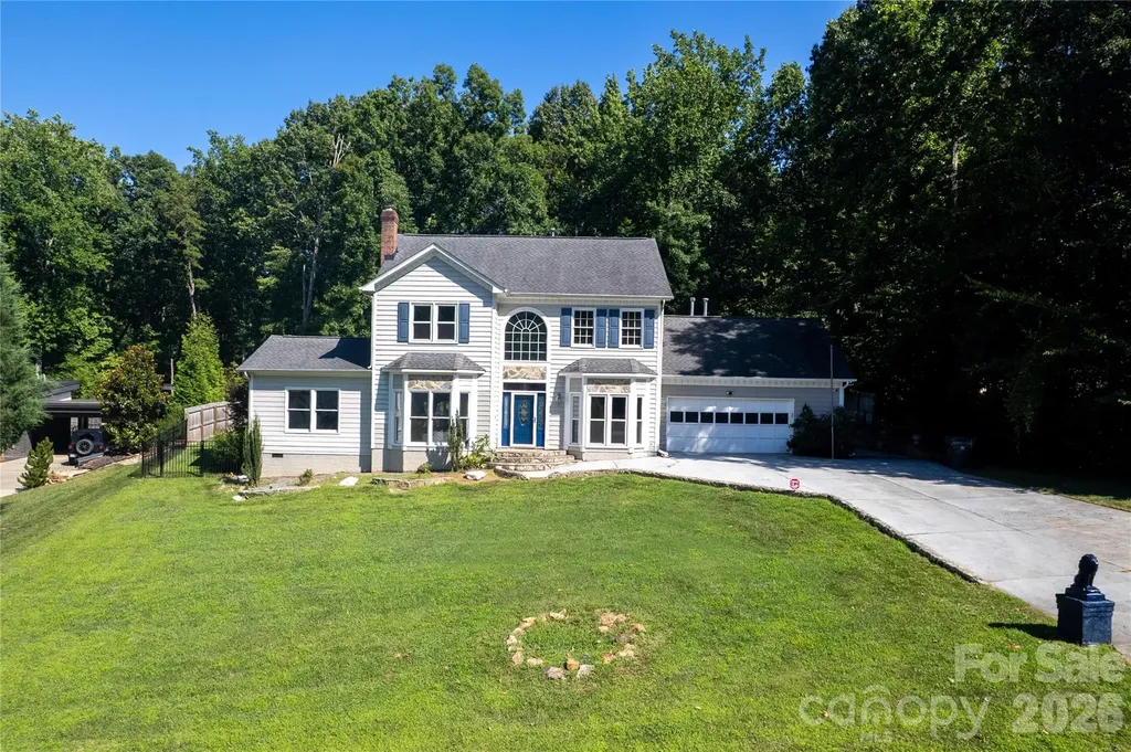 5010 Ardenwoods Drive Charlotte NC 28215