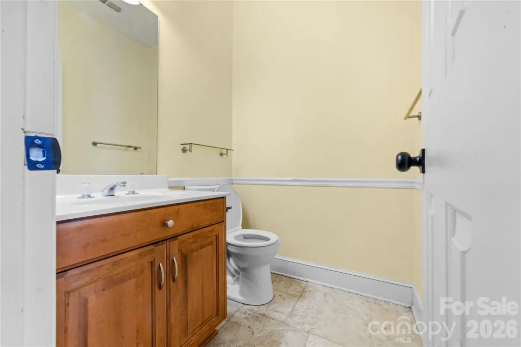 5010 Ardenwoods Drive Charlotte NC 28215