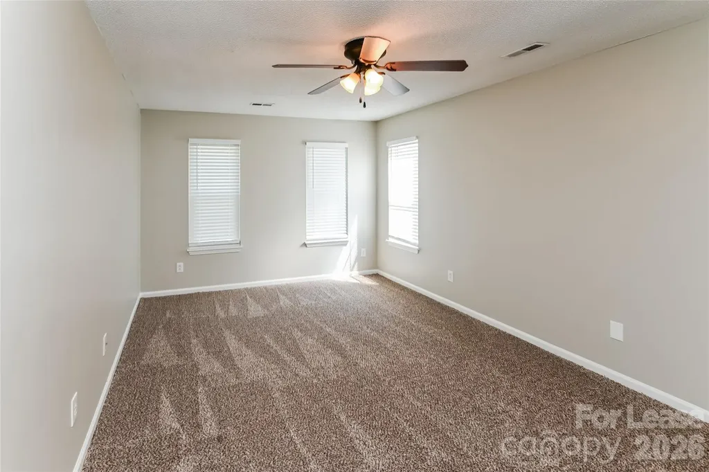 11350 Clayford Ridge Charlotte NC 28215