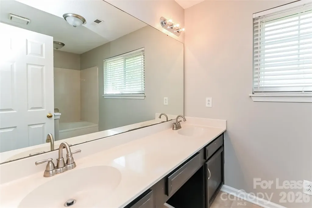 11350 Clayford Ridge Charlotte NC 28215