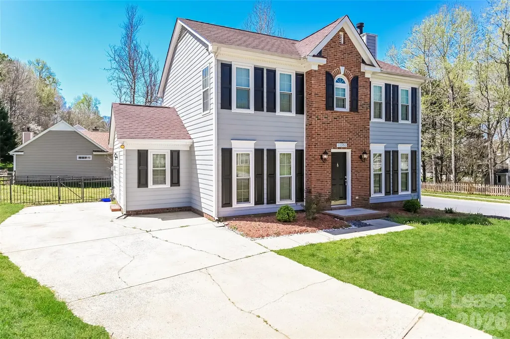 11350 Clayford Ridge Charlotte NC 28215