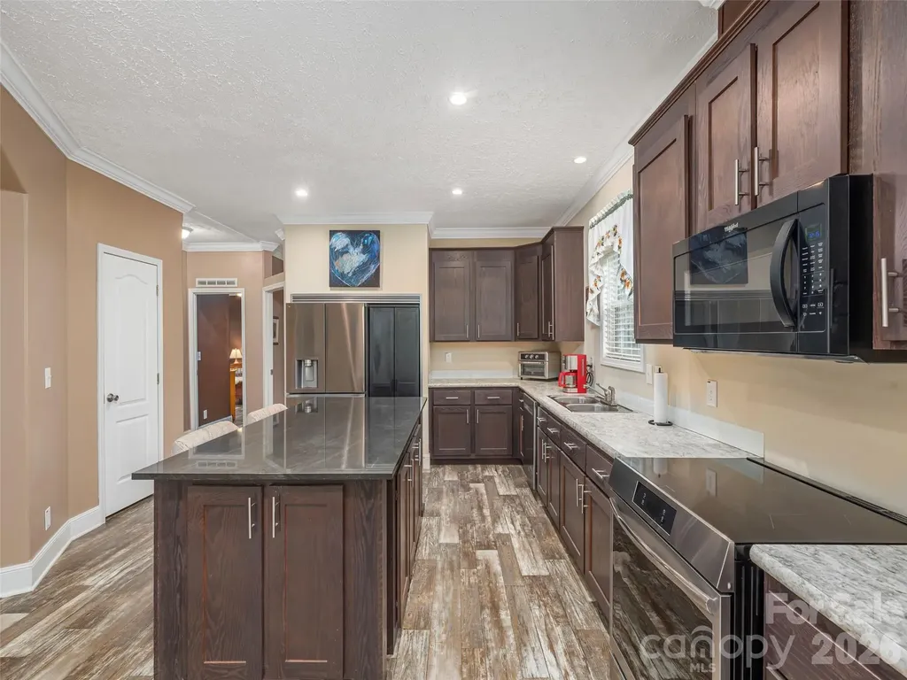 4687 Old Clyde Road Clyde NC 28721