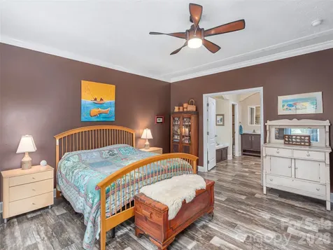 4687 Old Clyde Road Clyde NC 28721