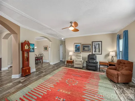 4687 Old Clyde Road Clyde NC 28721