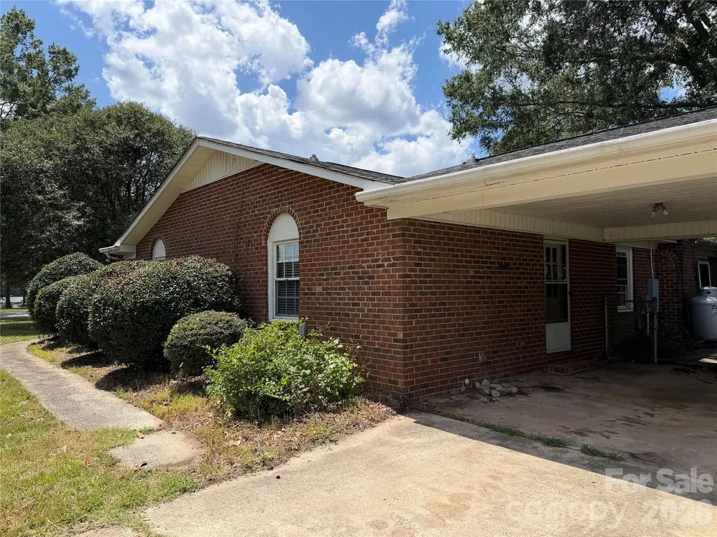 3025 Smith Farm Road Matthews NC 28104