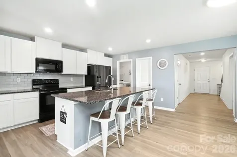 1277 Bryson Lane Denver NC 28037