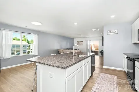 1277 Bryson Lane Denver NC 28037