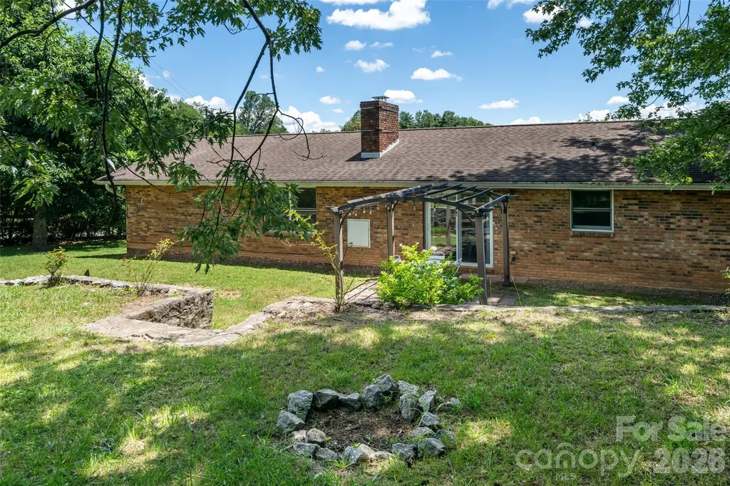187 Sheehan Road Fletcher NC 28732