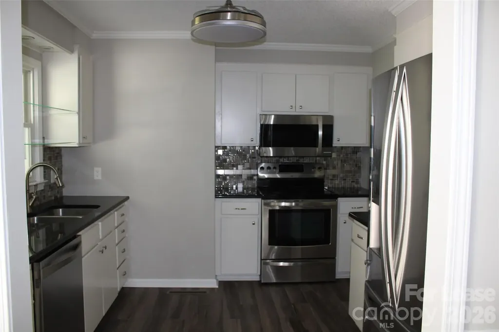 2212 Crosswinds Court Kannapolis NC 28083
