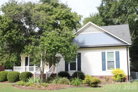 2212 Crosswinds Court Kannapolis NC 28083