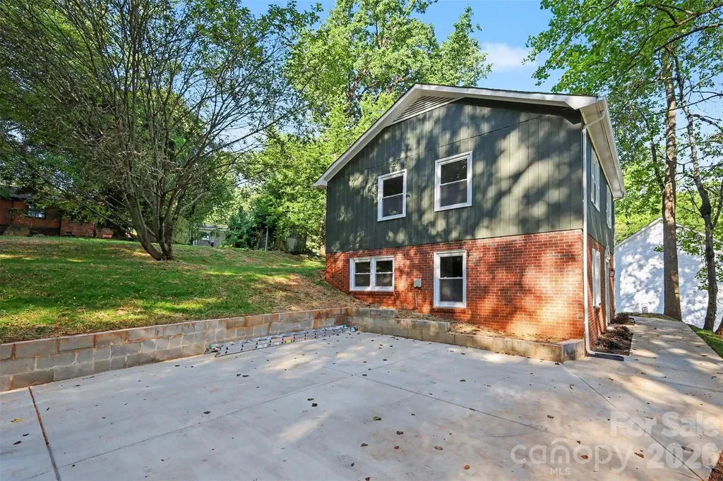 323 Whispering Pines Drive Charlotte NC 28217