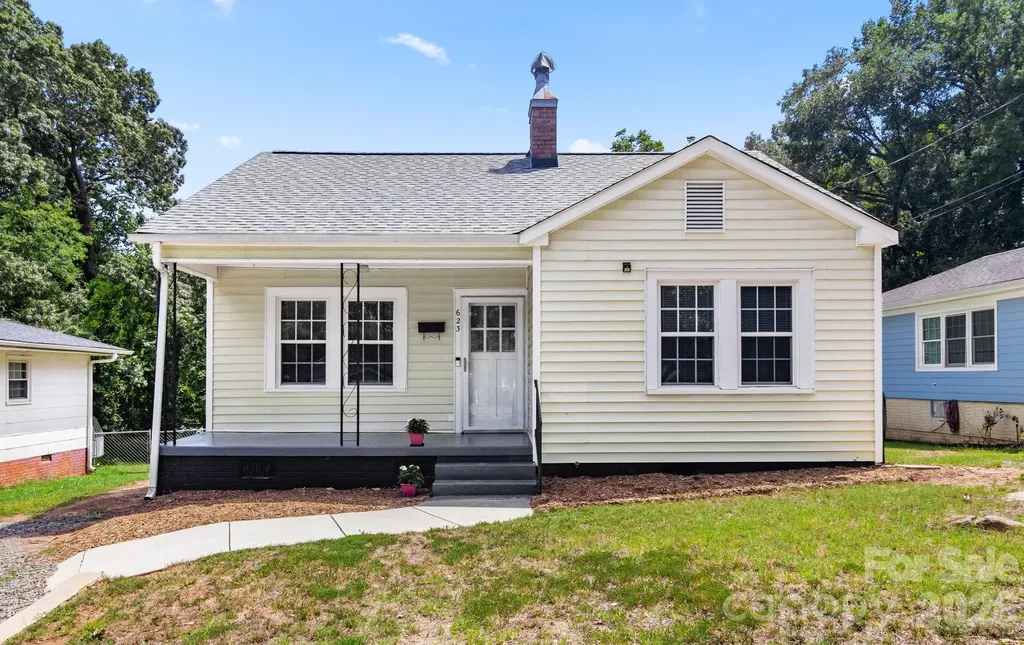 623 E 4th Avenue Gastonia NC 28054