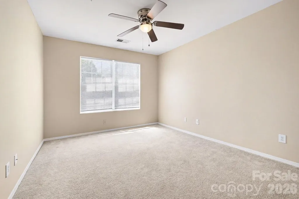 8607 Westhope Street Charlotte NC 28216