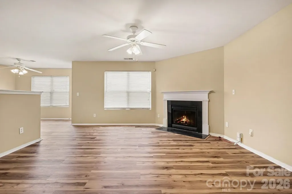 8607 Westhope Street Charlotte NC 28216