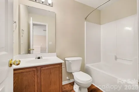 8607 Westhope Street Charlotte NC 28216