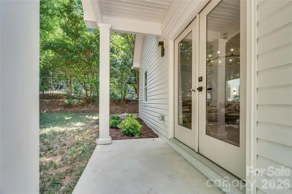 9438 Valley Road Charlotte NC 28270