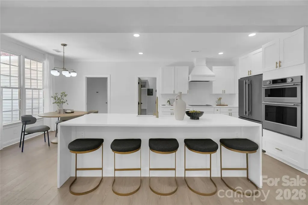 9438 Valley Road Charlotte NC 28270