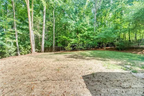 9438 Valley Road Charlotte NC 28270