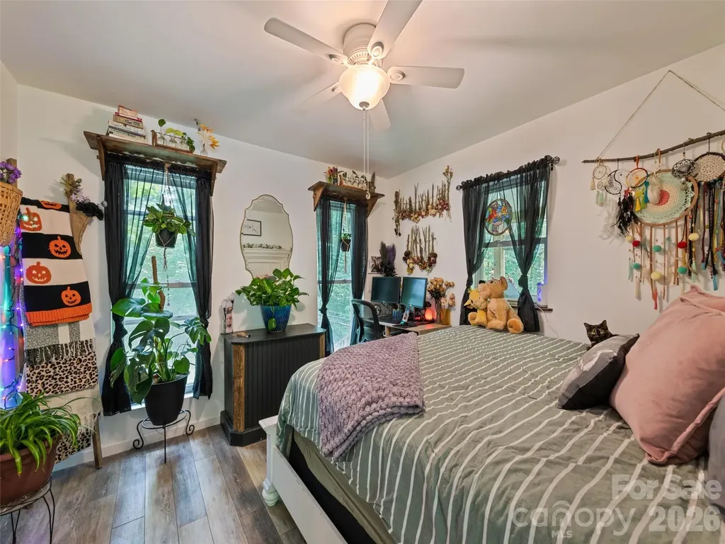 322 Mckinzie Place Waynesville NC 28785