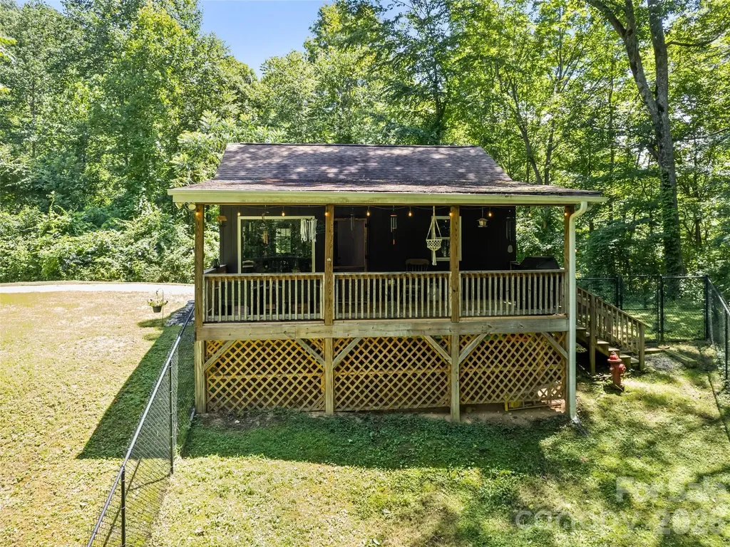 322 Mckinzie Place Waynesville NC 28785