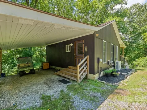 322 Mckinzie Place Waynesville NC 28785
